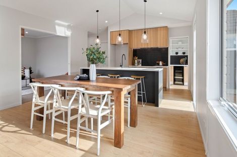 Photo of property in 37 Muster Road, Pukekohe, 2120