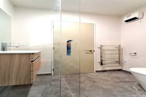 Photo of property in 2/296 Hereford Street, Christchurch Central, Christchurch, 8011