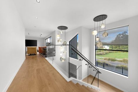 Photo of property in 6 Wheki Place, Swanson, Auckland, 0614