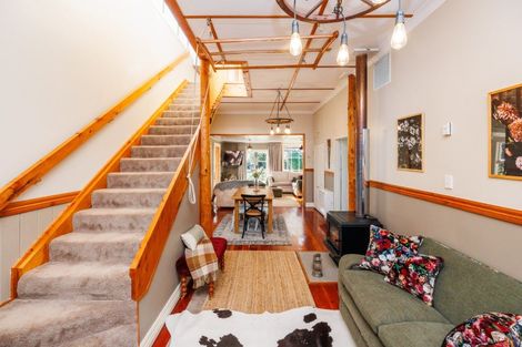 Photo of property in 6 Edwards Street, Kimbolton, Feilding, 4777