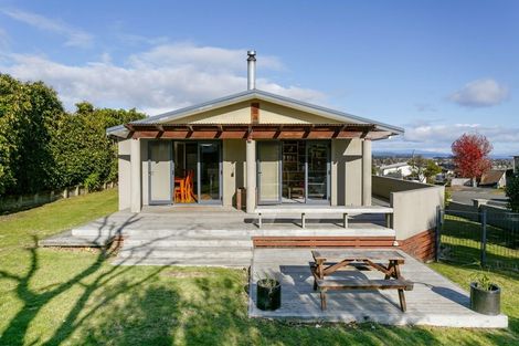 Photo of property in 10 Mccauley Grove, Hilltop, Taupo, 3330