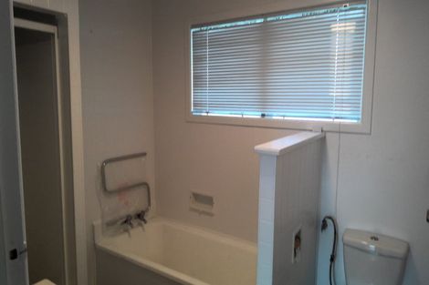 Photo of property in 53 Great South Road, Papakura, 2110