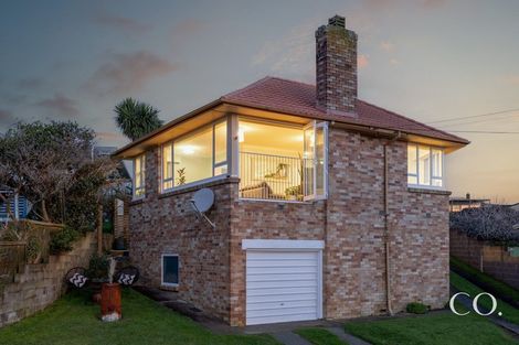 Photo of property in 93 Town Point Road, Maketu, 3189