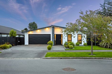 Photo of property in 37 Robert Duncan Road, Belfast, Christchurch, 8051