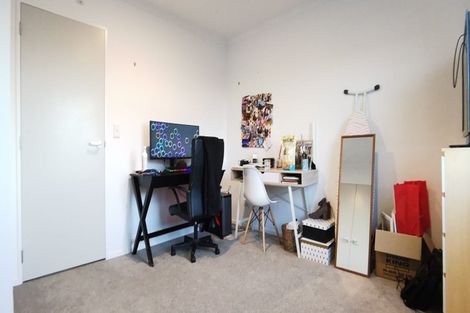 Photo of property in 2b Harakeke Road, Hobsonville, Auckland, 0618