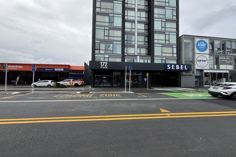 Photo of property in Proximity Apartment Hotel, 172 Thorndon Quay, Pipitea, Wellington, 6011