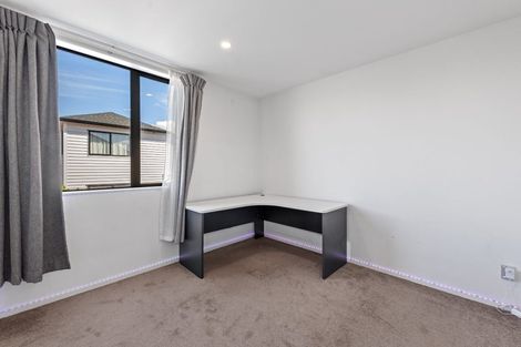 Photo of property in 15 Hoiho Road, Pukekohe, 2120
