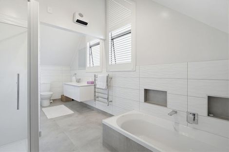 Photo of property in 74b Grand Vue Road, Kawaha Point, Rotorua, 3010