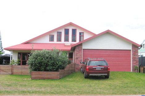 Photo of property in 77 Pauanui Boulevard, Pauanui, Hikuai, 3579