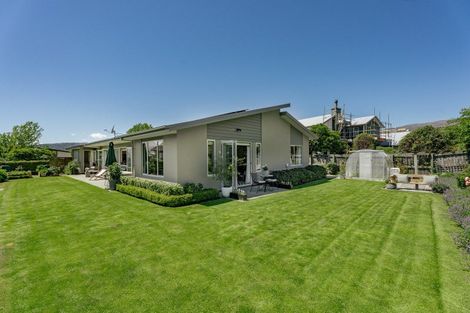 Photo of property in 50 Kelliher Drive, Wanaka, 9305