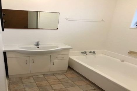 Photo of property in 230a Mitchell Street, Brooklyn, Wellington, 6021