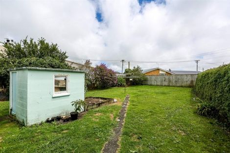 Photo of property in 2 Chard Street, Westown, New Plymouth, 4310