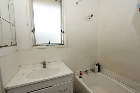 Photo of property in 87 Friedlanders Road, Manurewa, Auckland, 2102