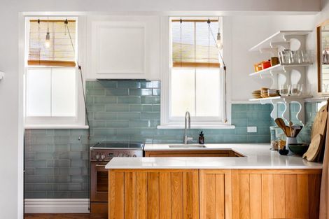 Photo of property in 6 Ashridge Road, Napier South, Napier, 4110