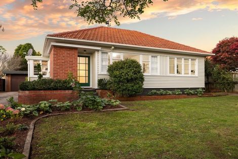 Photo of property in 71 Jellicoe Drive, Hamilton East, Hamilton, 3216