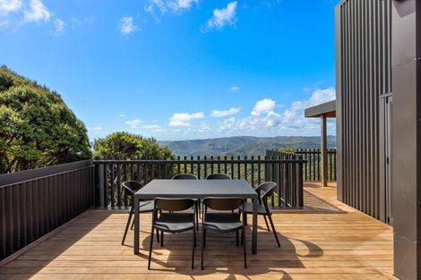 Photo of property in 23 Log Race Road, Piha, 0772