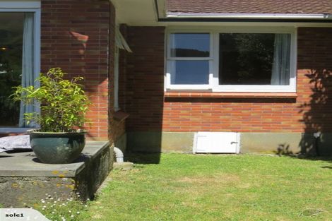 Photo of property in 5f2 Wilmshurst Place, Tawa, Wellington, 5028