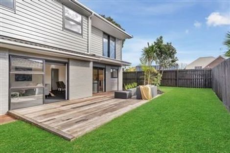 Photo of property in 4/155 Bucklands Beach Road, Bucklands Beach, Auckland, 2012