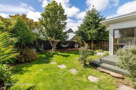 Photo of property in 1/126 Wairakei Road, Bryndwr, Christchurch, 8053