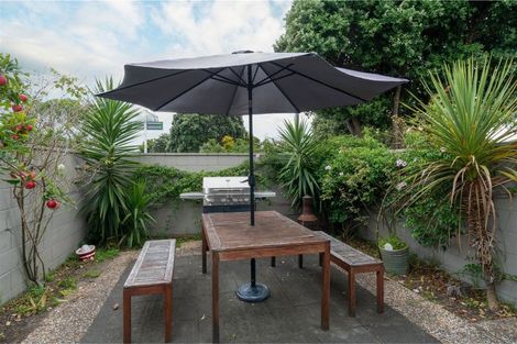 Photo of property in 9a Olive Terrace, Paraparaumu Beach, Paraparaumu, 5032