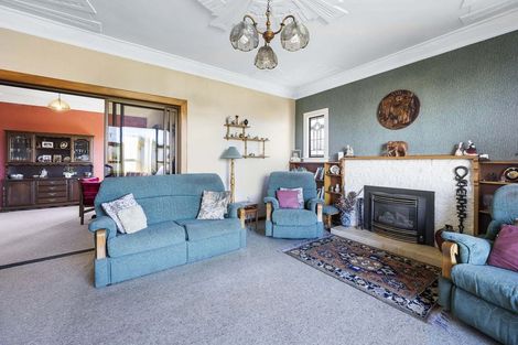 Photo of property in 18 Egmont Street, Hawera, 4610