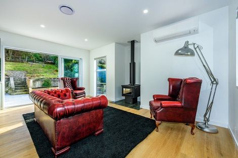 Photo of property in 53 Port Hills Road, Heathcote Valley, Christchurch, 8022