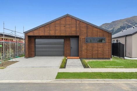 Photo of property in 16 Gillespie Street, Lake Hawea, 9382
