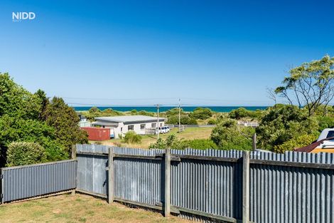 Photo of property in 19 Edna Street, Ocean View, Dunedin, 9035