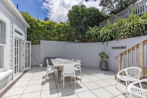 Photo of property in 23 Arawa Road, Hataitai, Wellington, 6021