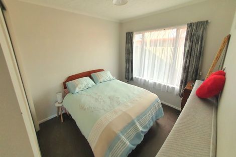 Photo of property in 3 Greystoke Lane, Avonhead, Christchurch, 8042