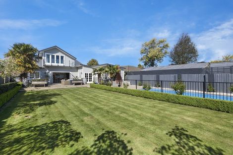Photo of property in 77 Idris Road, Fendalton, Christchurch, 8052