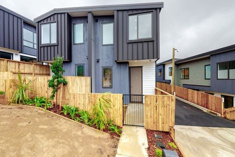 Photo of property in 62u7 Spenmoor Street, Newlands, Wellington, 6037