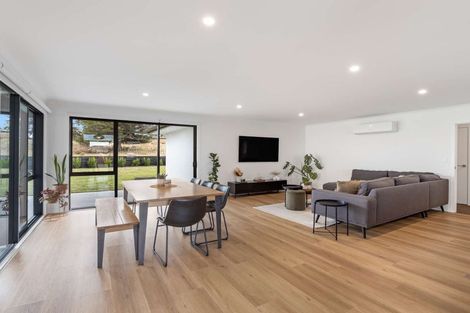 Photo of property in 44 Tirimoana Place, Otamatea, Whanganui, 4501