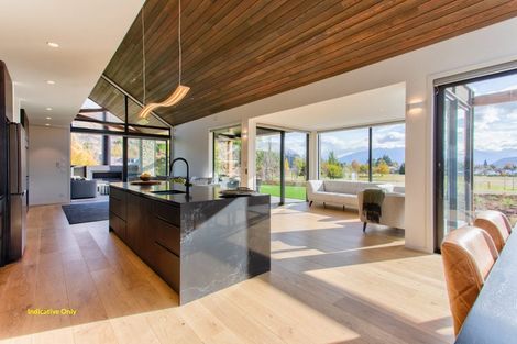 Photo of property in 10 Mccaw Mews, Wanaka, 9305