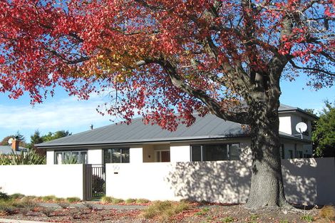 Photo of property in 90 Jeffreys Road, Fendalton, Christchurch, 8052