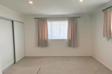 Photo of property in 6 Kira Road, Flat Bush, Auckland, 2016