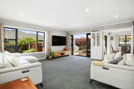Photo of property in 27b Vincent Street, Waterloo, Lower Hutt, 5011