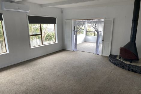 Photo of property in 565 Weymouth Road, Weymouth, Auckland, 2103