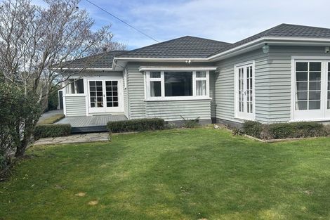 Photo of property in 172 Weston Road, St Albans, Christchurch, 8052