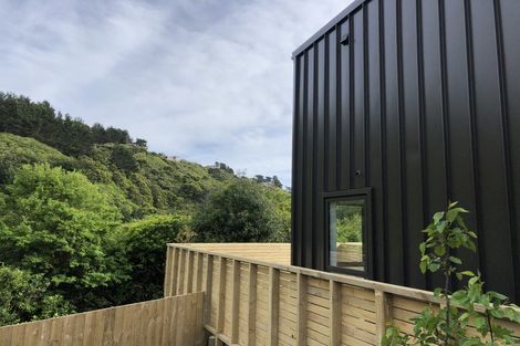 Photo of property in 43 Rua Kai Way, Brooklyn, Wellington, 6021