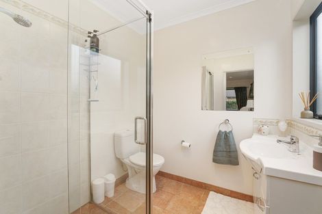 Photo of property in 35 Regent Drive, Paraparaumu Beach, Paraparaumu, 5032