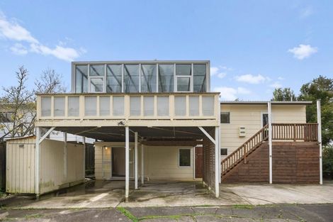 Photo of property in 2/6 Makora Road, Massey, Auckland, 0614