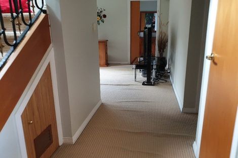 Photo of property in 6 Danica Esplanade, Te Atatu Peninsula, Auckland, 0610