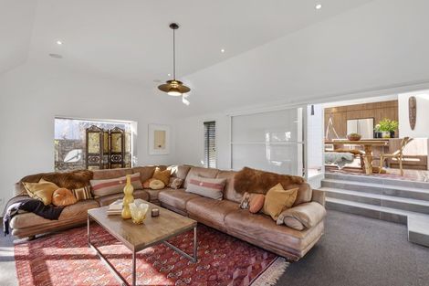 Photo of property in 24 Bannister Place, Ilam, Christchurch, 8053