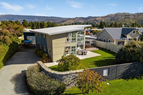 Photo of property in 28 Chandler Crescent, Clyde, 9330