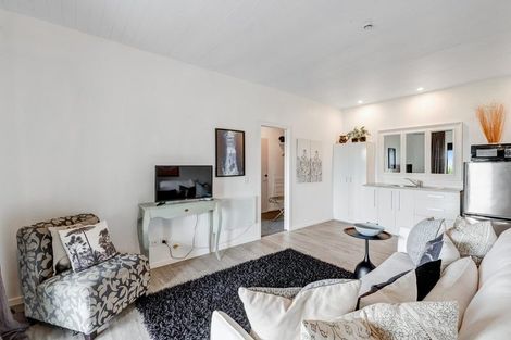 Photo of property in 30 Duncansby Road, Stanmore Bay, Whangaparaoa, 0932