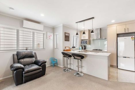 Photo of property in 51 Tribute Loop, Takanini, 2112