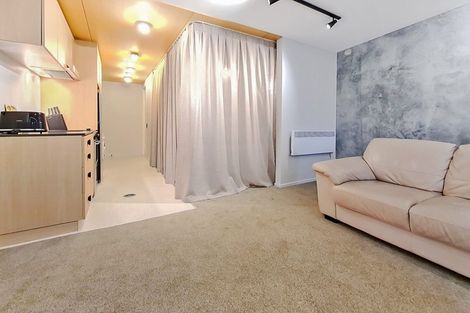 Photo of property in Vedado Apartments, 306/41u Hopper Street, Mount Cook, Wellington, 6011