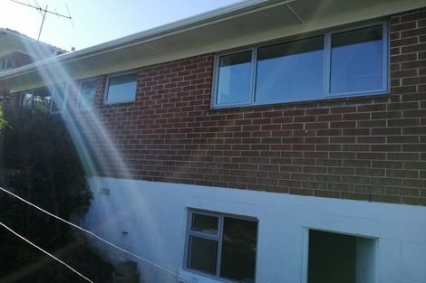 Photo of property in 2/3 Butterworth Drive, Glendene, Auckland, 0602