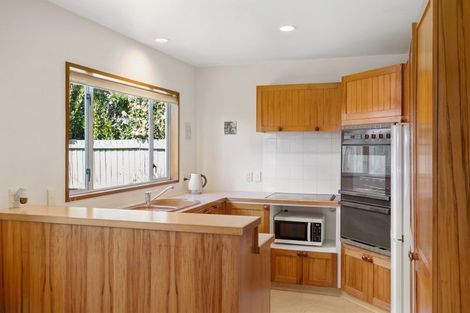 Photo of property in 1/102 Apsley Drive, Avonhead, Christchurch, 8042